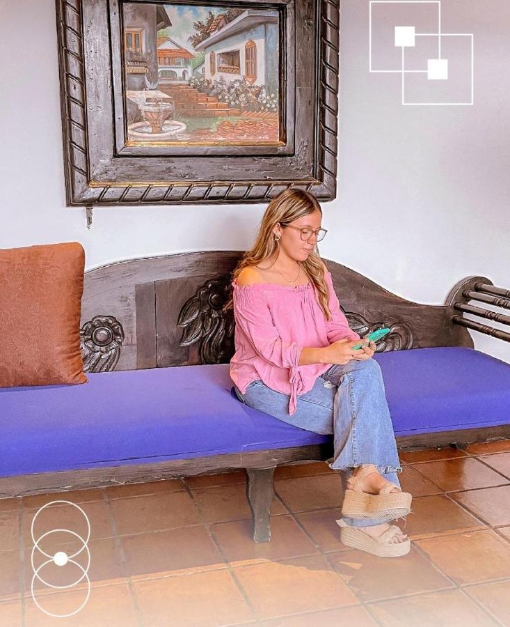 Villa Antigua サンサルバドル エクステリア 写真